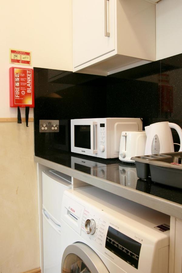 Duke Apartments Eastbourne Bagian luar foto