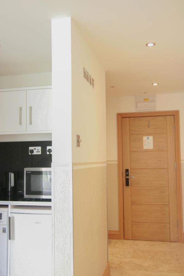 Duke Apartments Eastbourne Bagian luar foto
