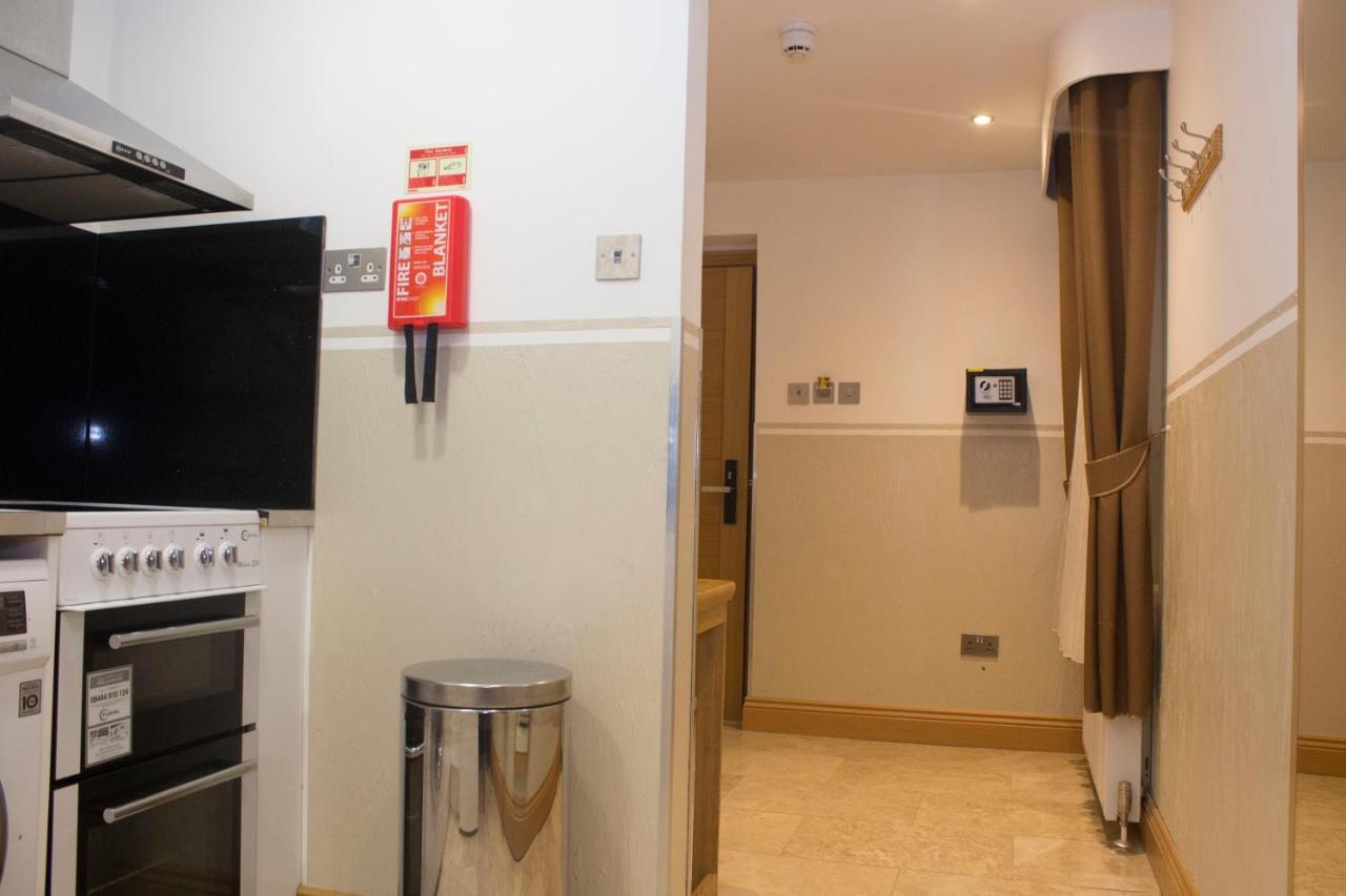 Duke Apartments Eastbourne Bagian luar foto