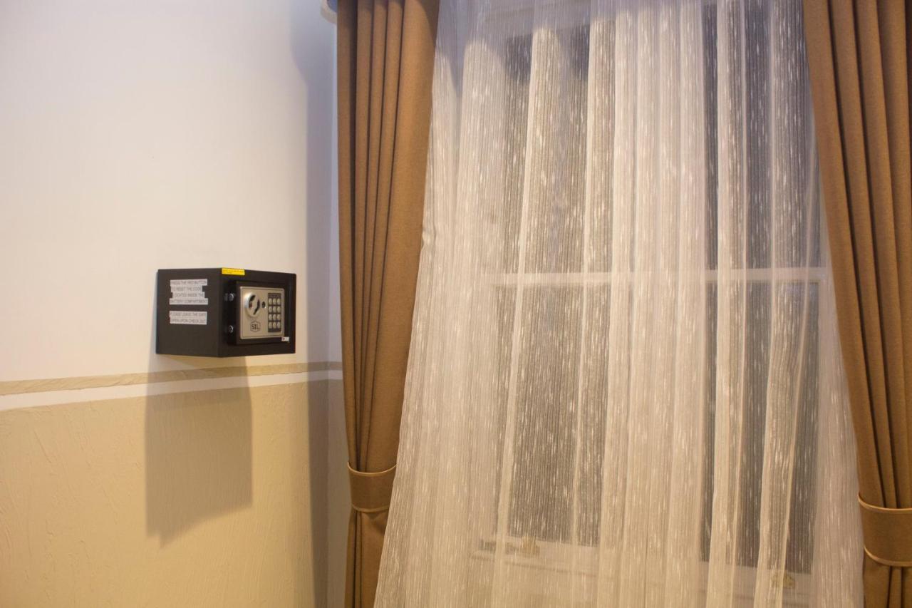 Duke Apartments Eastbourne Bagian luar foto