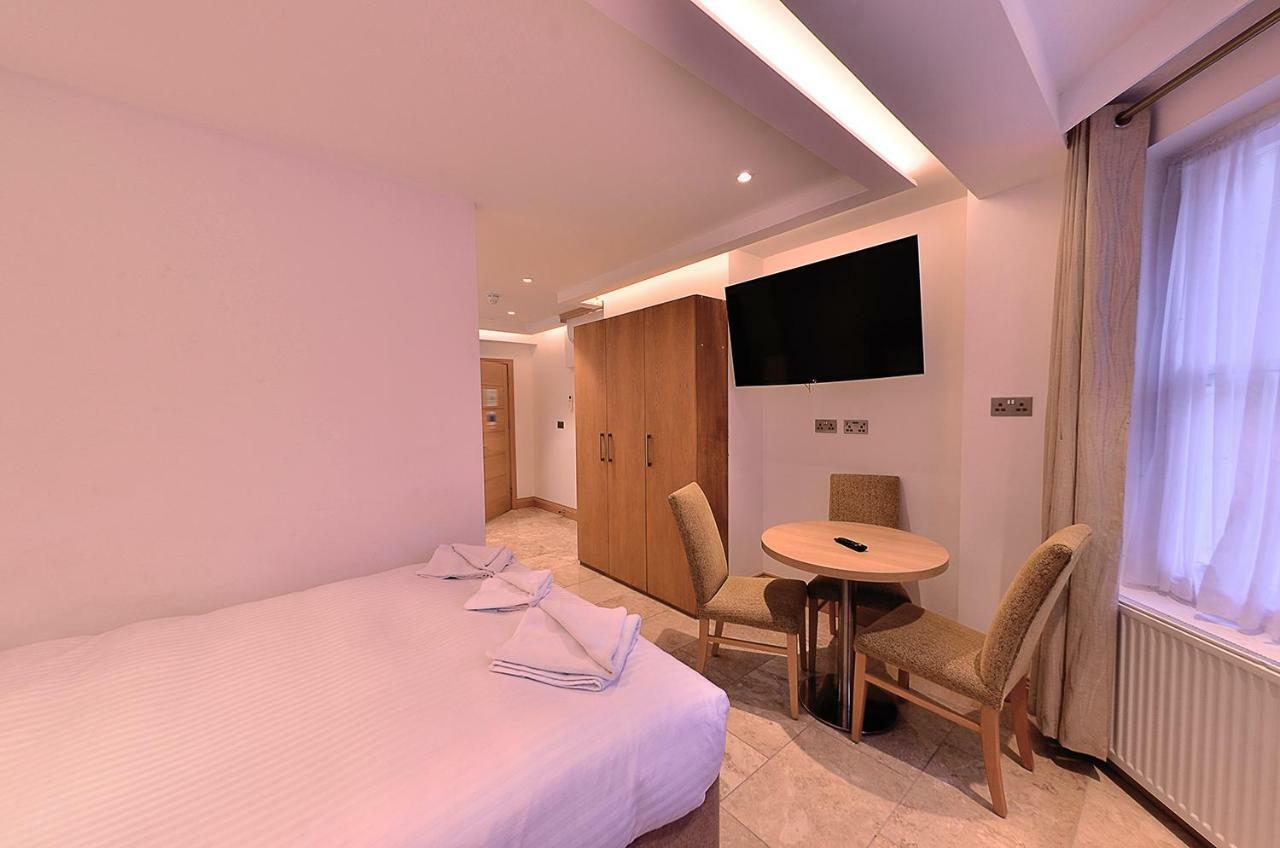 Duke Apartments Eastbourne Bagian luar foto