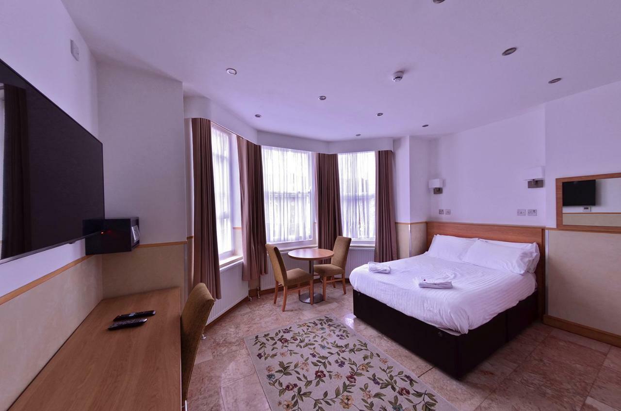 Duke Apartments Eastbourne Bagian luar foto