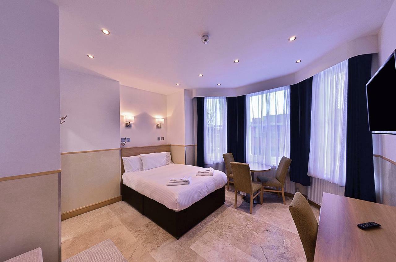 Duke Apartments Eastbourne Bagian luar foto