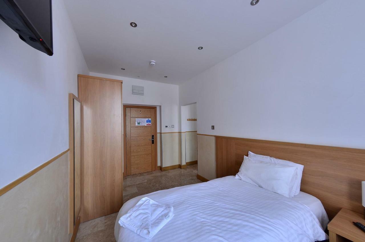 Duke Apartments Eastbourne Bagian luar foto