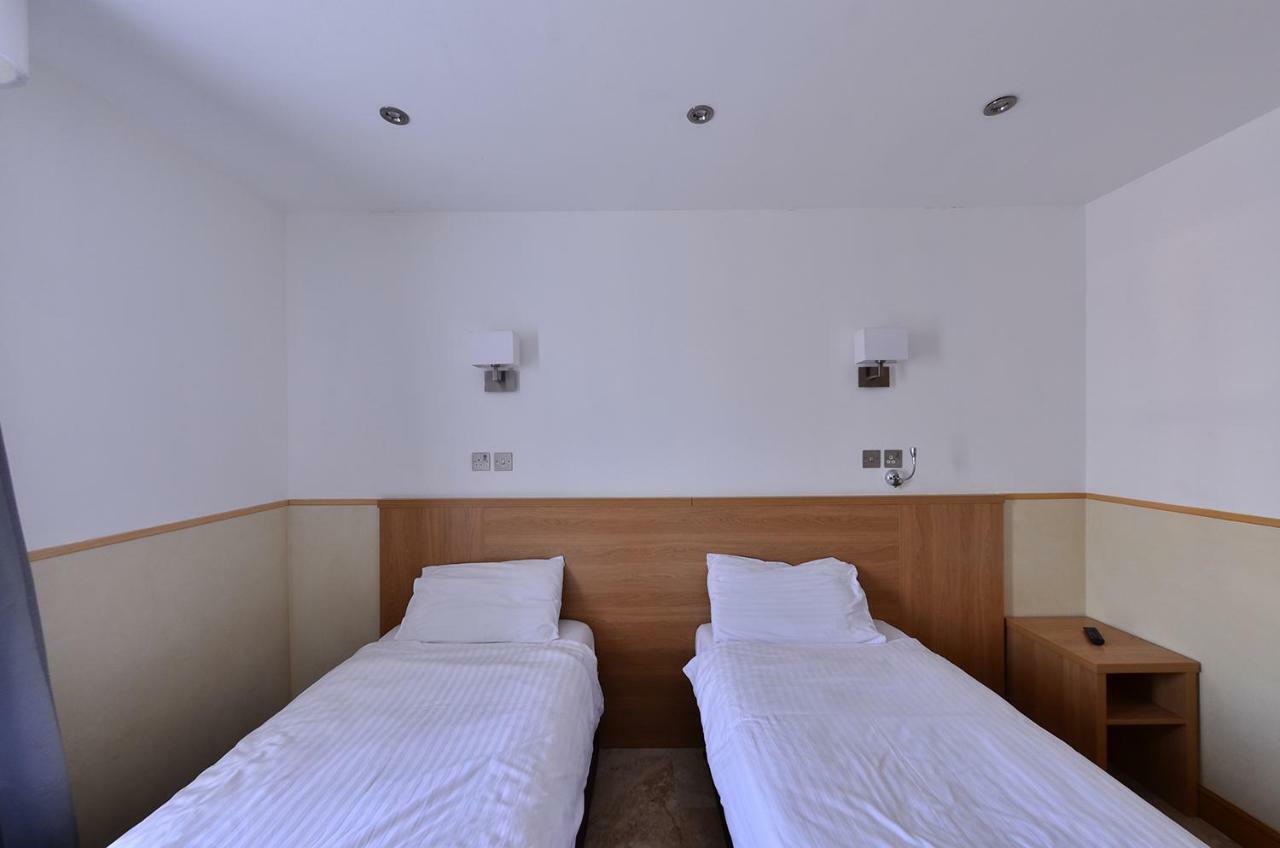 Duke Apartments Eastbourne Bagian luar foto