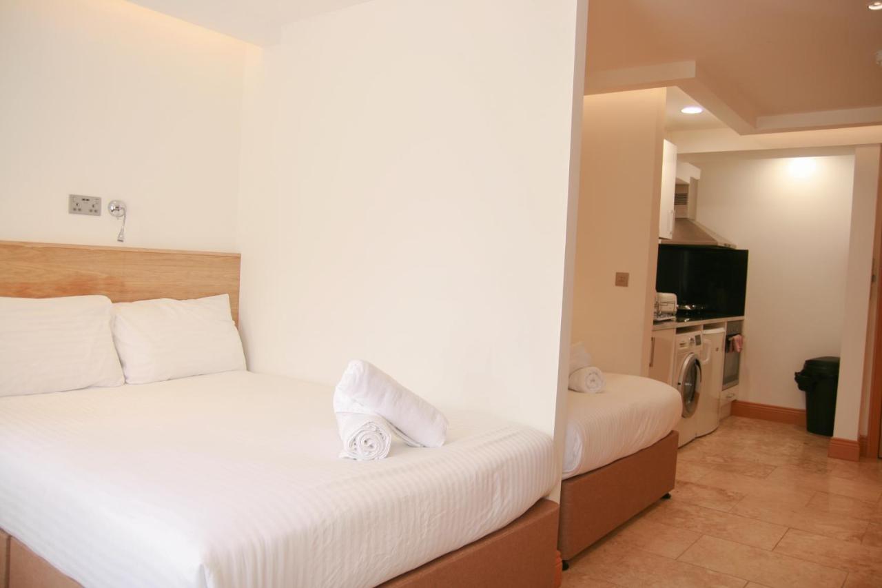 Duke Apartments Eastbourne Bagian luar foto
